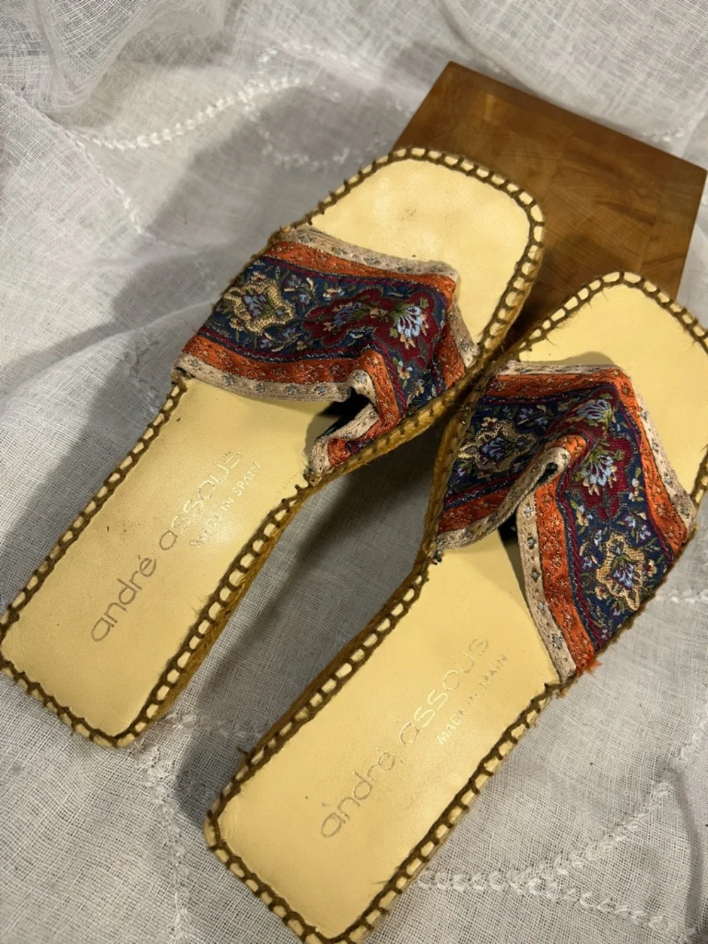 Andre Assous almost NEW summer espadrille slide in platform sandal made in Spain